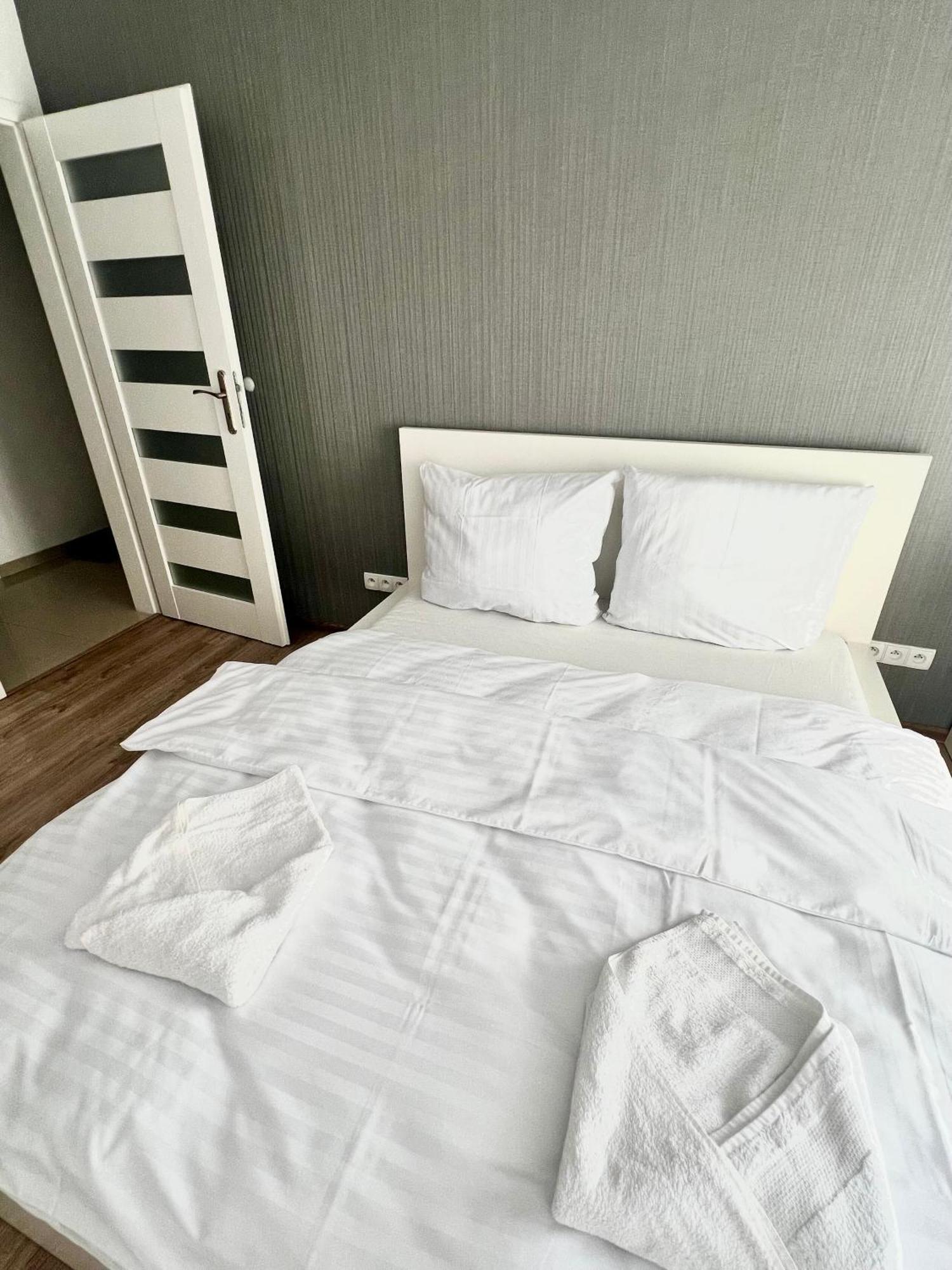 Zielone Apartamenty Katowice 霍茹夫 客房 照片