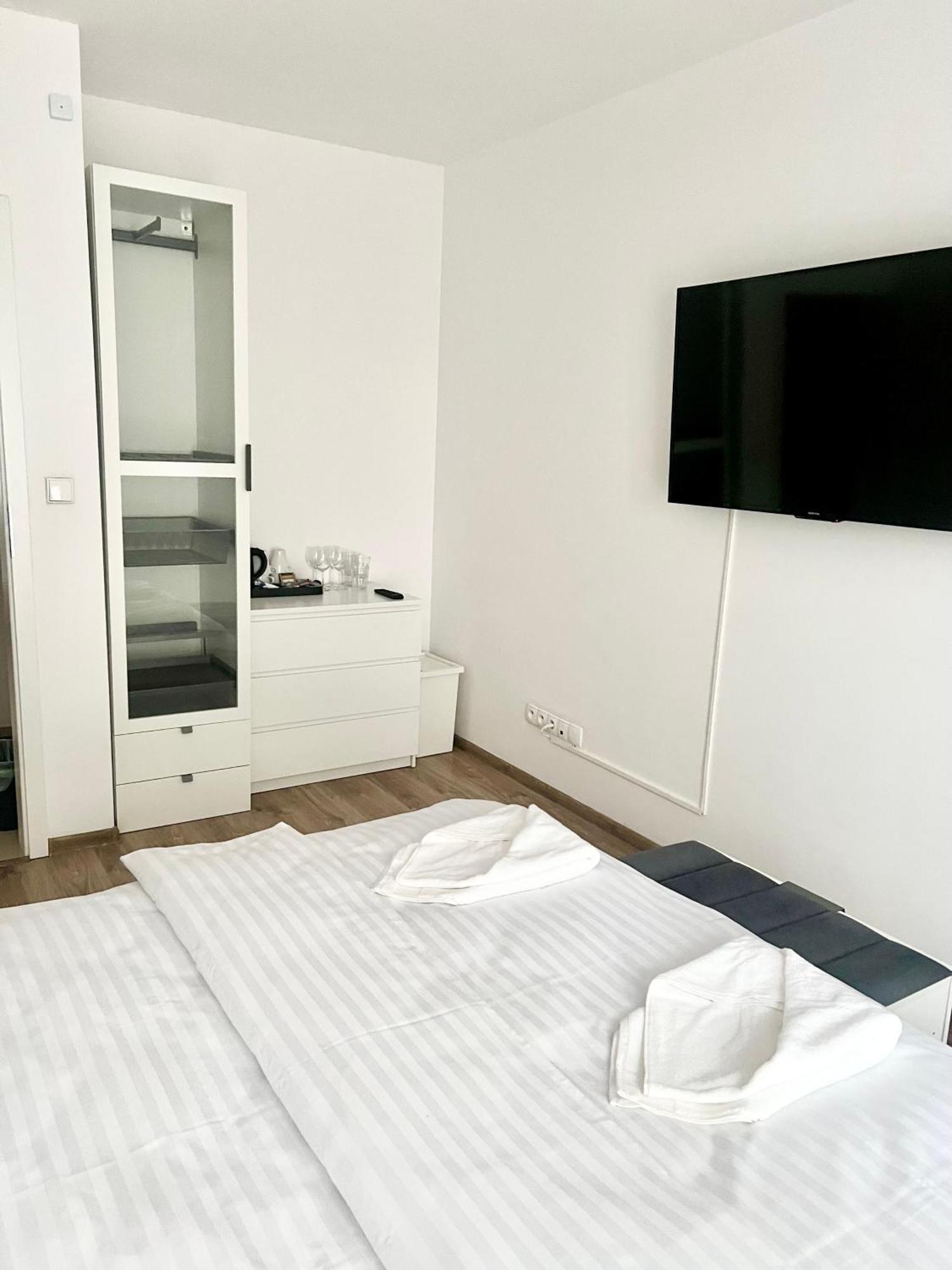 Zielone Apartamenty Katowice 霍茹夫 客房 照片